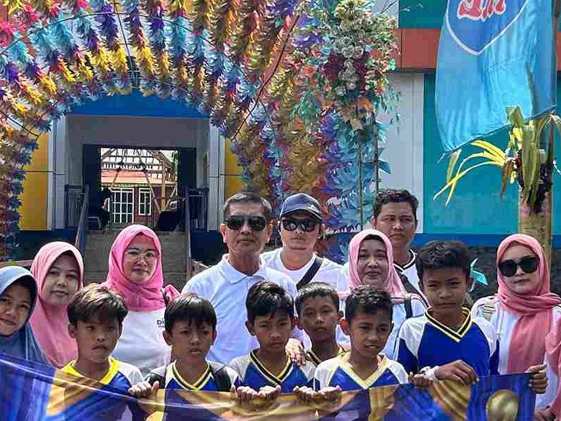 SD Negeri 2 Landangan Gelar Tasyakuran Kelulusan Kelas VI di Umbul Bening Park Banyuwangi